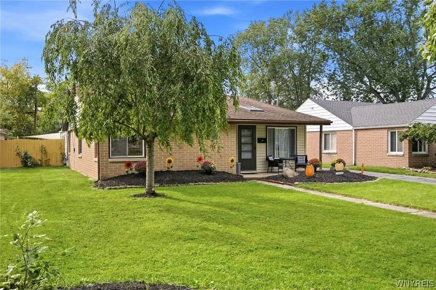 29 Parkdale Drive, Lancaster, NY 14086 - #2