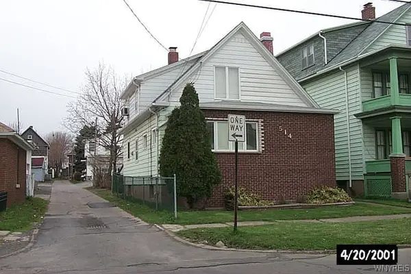 1702 Niagara Street, Niagara Falls, NY 14303