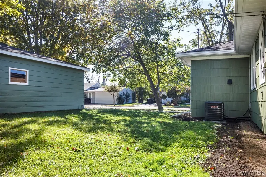 3 Kelvin Drive, Buffalo, NY 14223 - #3