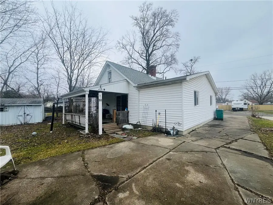 8249 Witkop Avenue, Niagara Falls, NY 14304 - #3