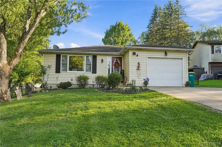 21 Fairlawn Court, East Aurora, NY 14052 - #2