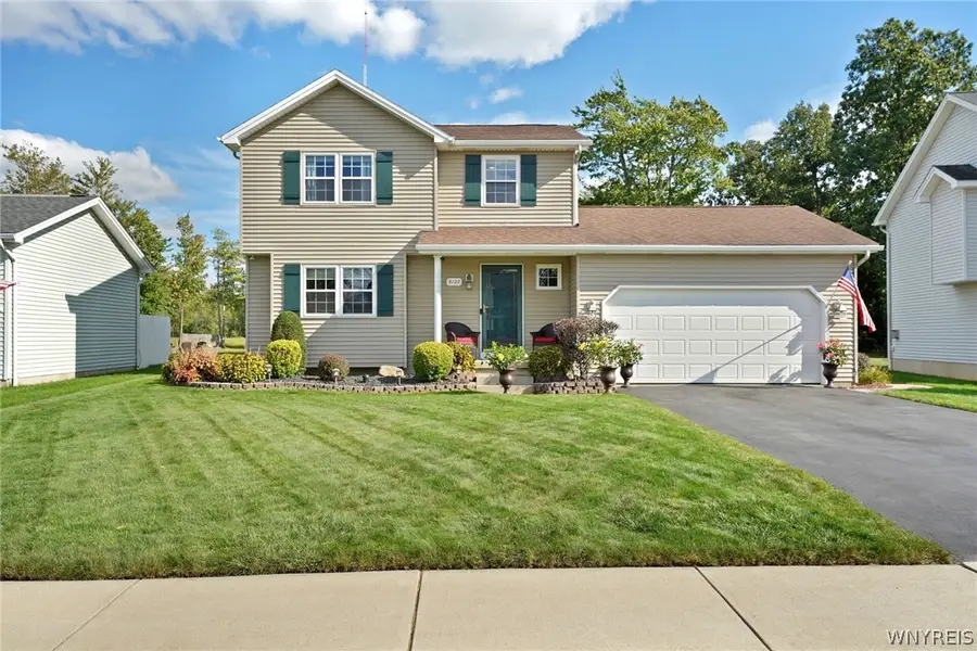 5127 Briercliff Drive, Hamburg, NY 14075 - #2