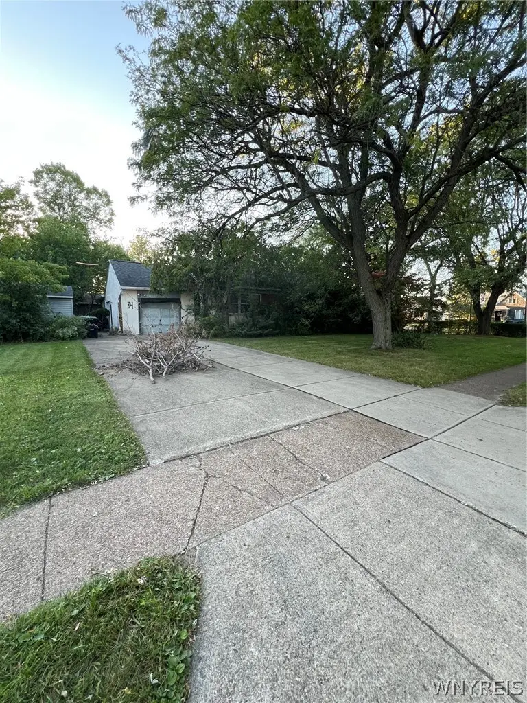 54 N Colvin Place, Tonawanda, NY 14223 - #1