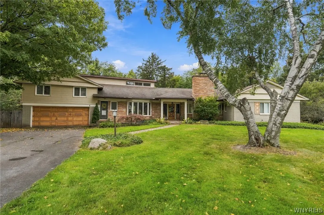 30 Brompton Circle, Williamsville, NY 14221 - #1