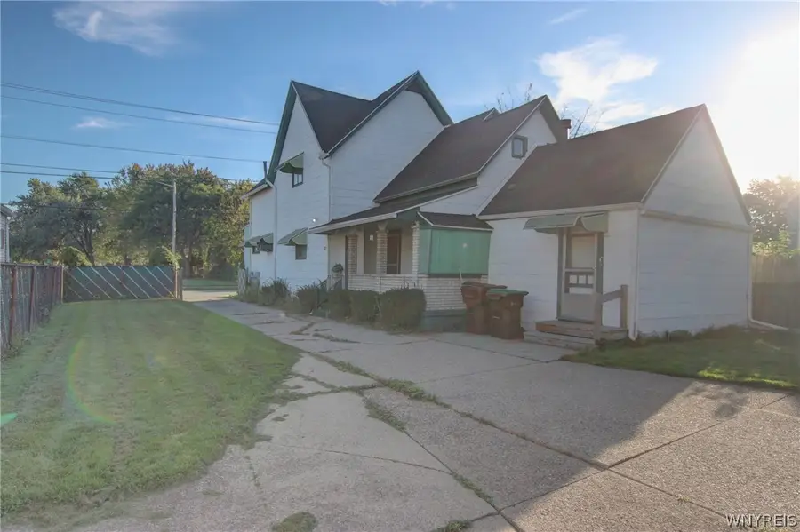 16 Gates Street, Buffalo, NY 14212 - #3