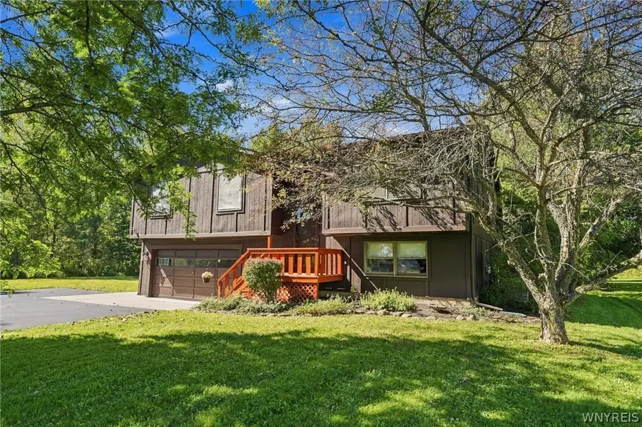 4824 Saint Joseph Drive, Lockport, NY 14094 - #2