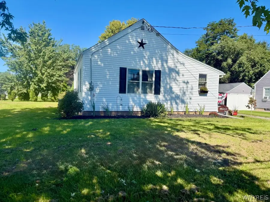 6065 Ketchum Avenue, Newfane, NY 14108 - #2