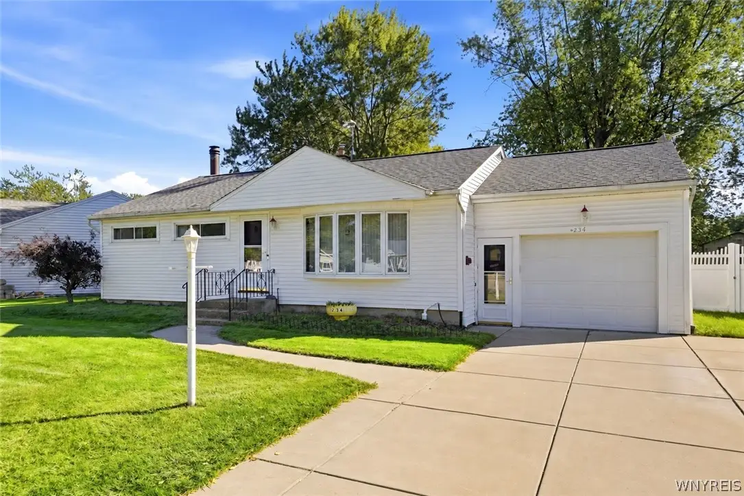 234 Coronation Drive, Buffalo, NY 14226 - #1