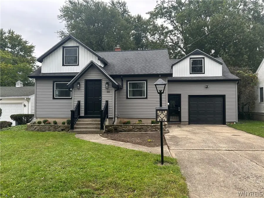 245 N Ellicott Street, Amherst, NY 14221 - #2