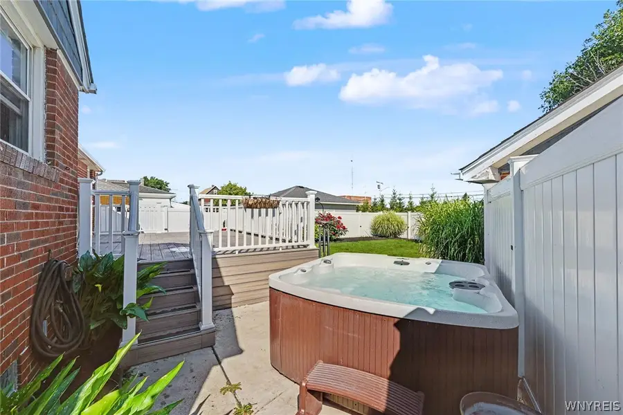 32 Hamilton Avenue, Buffalo, NY 14218 - #3