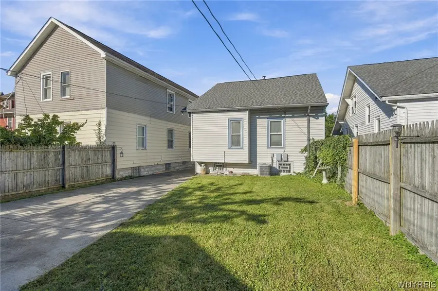 205 Norwalk Avenue, Buffalo, NY 14216 - #3
