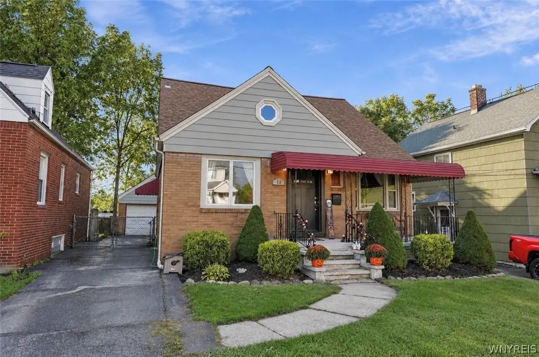 73 Rosary Avenue, Buffalo, NY 14218 - #1
