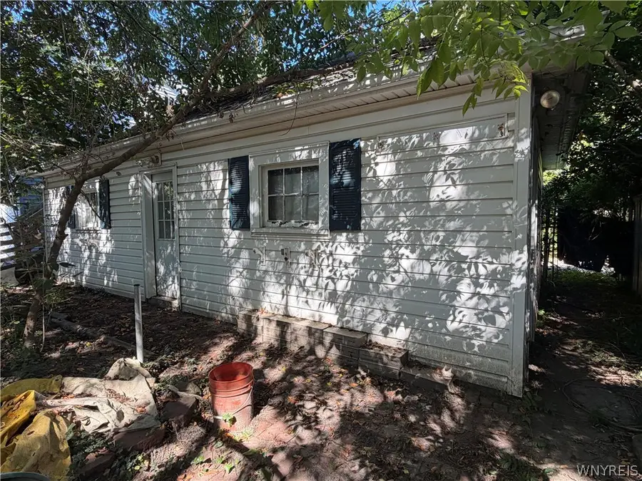 1726 Willow Avenue, Niagara Falls, NY 14305 - #3