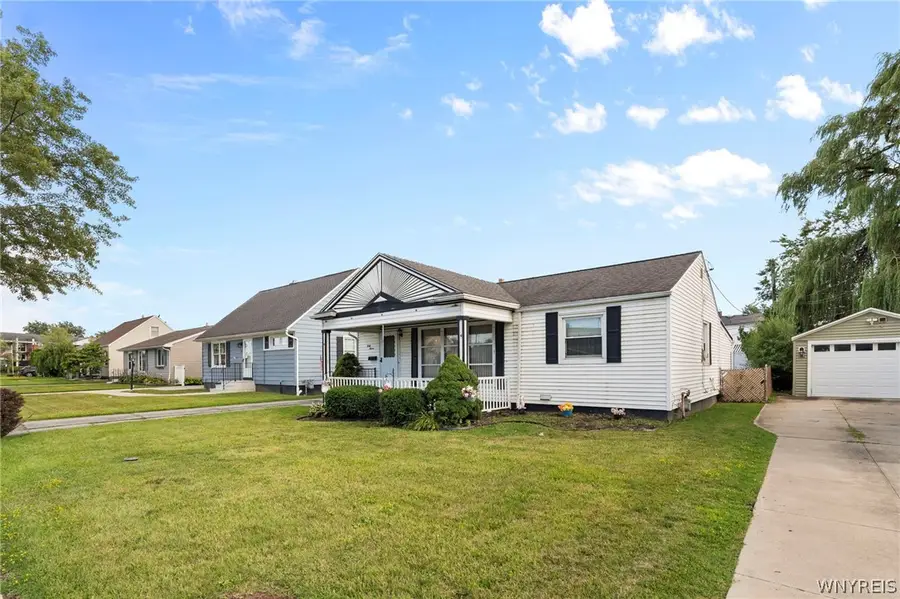 47 Warburton Place, Buffalo, NY 14223 - #2