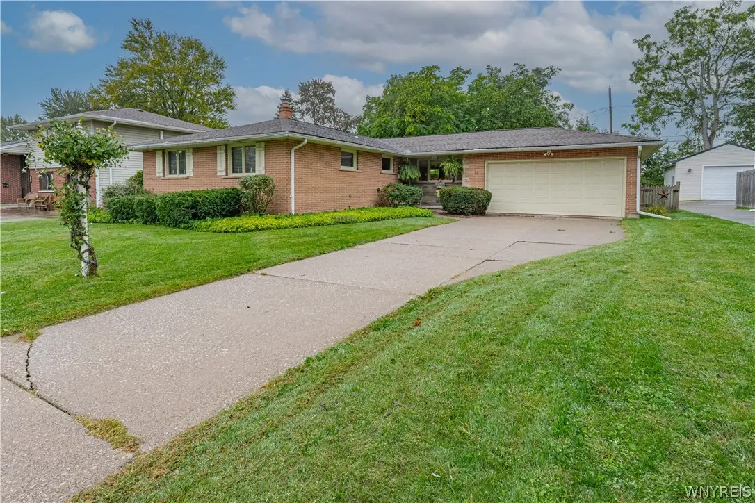 14 Woodbury Drive, Lockport, NY 14094 - #1