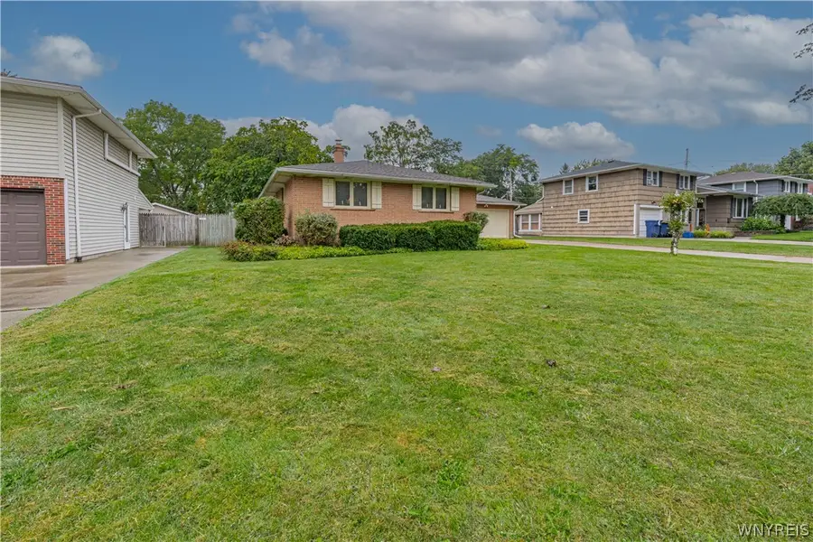 14 Woodbury Drive, Lockport, NY 14094 - #3