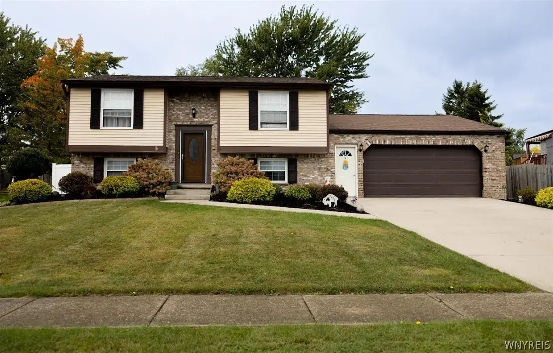 4238 Mistymeadow Lane, Hamburg, NY 14075 - #1