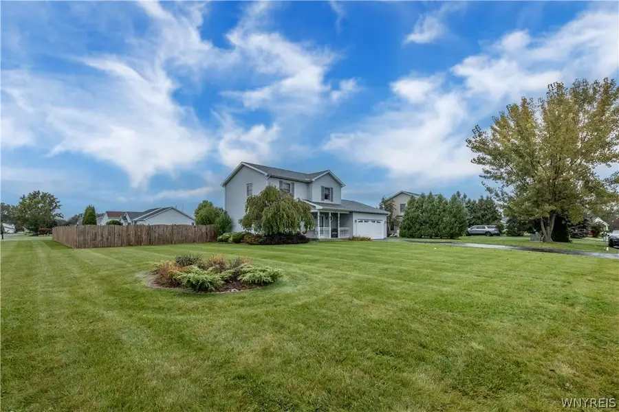 5609 Angela Drive, Lockport, NY 14094 - #3