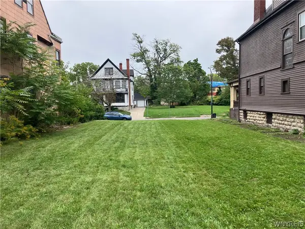 108 Oxford Avenue, Buffalo, NY 14209