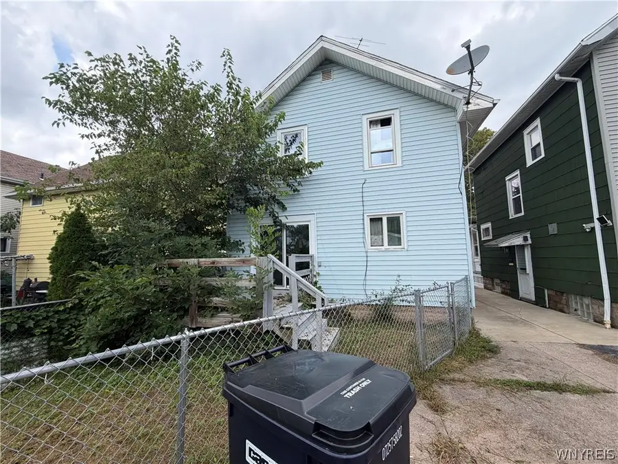 2467 Cleveland Avenue, Niagara Falls, NY 14305 - #3