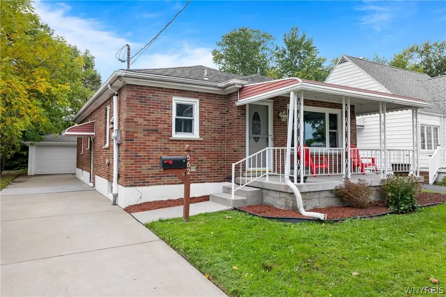 562 78th Street, Niagara Falls, NY 14304 - #3
