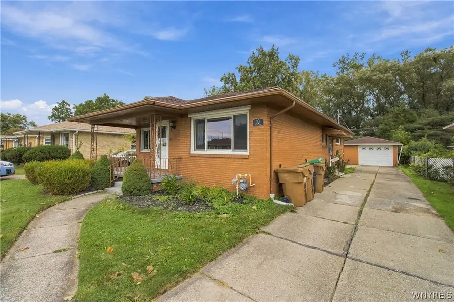 19 Trudy Lane, Buffalo, NY 14227 - #3