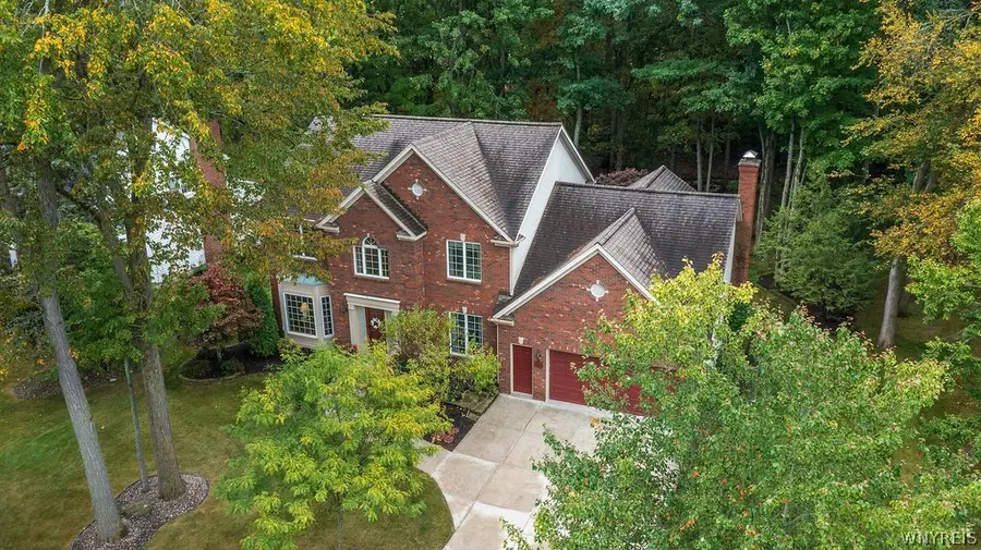 112 Trails End, Grand Island, NY 14072 - #3