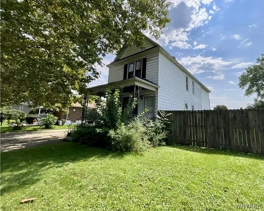 2467 Cudaback Avenue, Niagara Falls, NY 14303 - #2