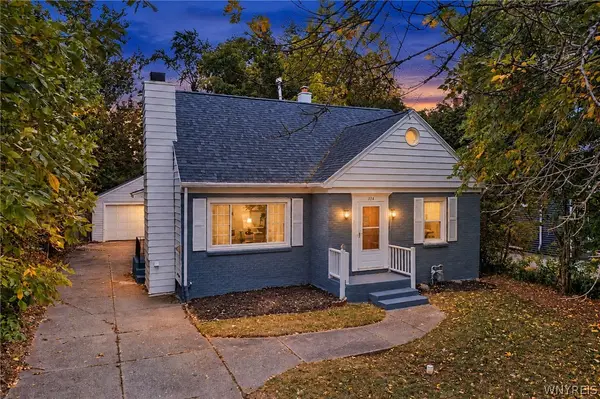 314 Washington Highway, Buffalo, NY 14226