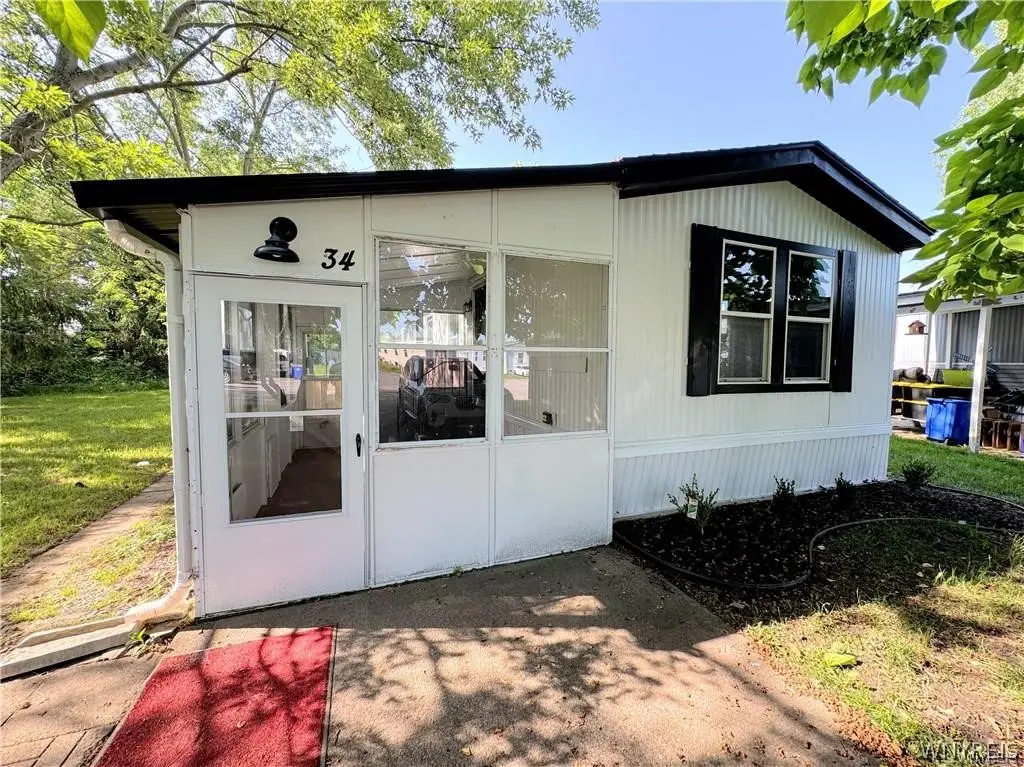 34 Del Court West, Lockport, NY 14094 - #1