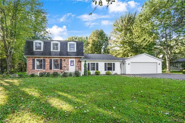6876 Creekview Drive, Lockport, NY 14094