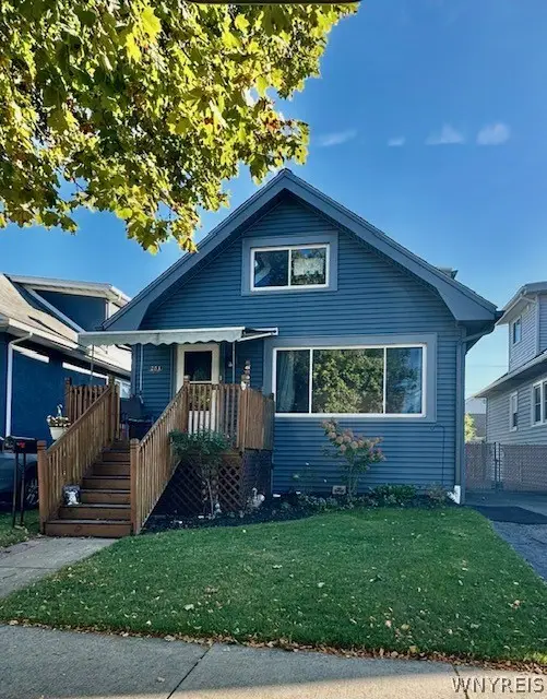 251 Parkwood Avenue, Buffalo, NY 14217 - #1