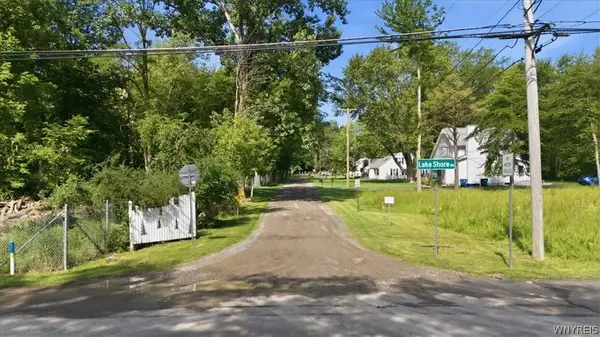 V/L Pinehardt, Angola, NY 14006