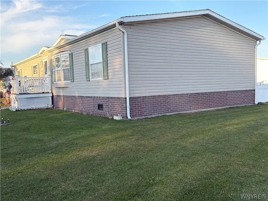 4104 Seneca #4104, Niagara Falls, NY 14304 - #2