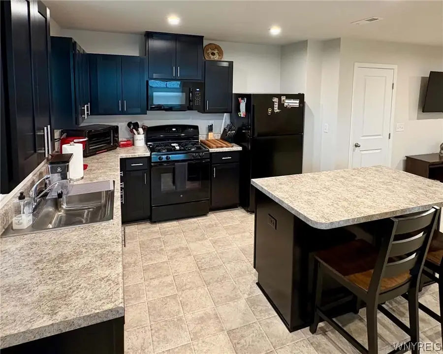 152 South Drive, Buffalo, NY 14218 - #3