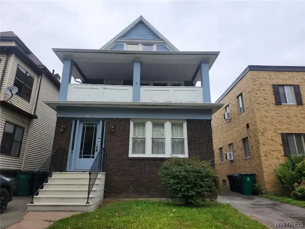 61 St Johns Pksd, Buffalo, NY 14210