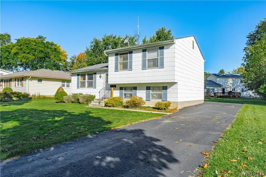 29 Hoover Parkway, Lockport, NY 14094 - #3