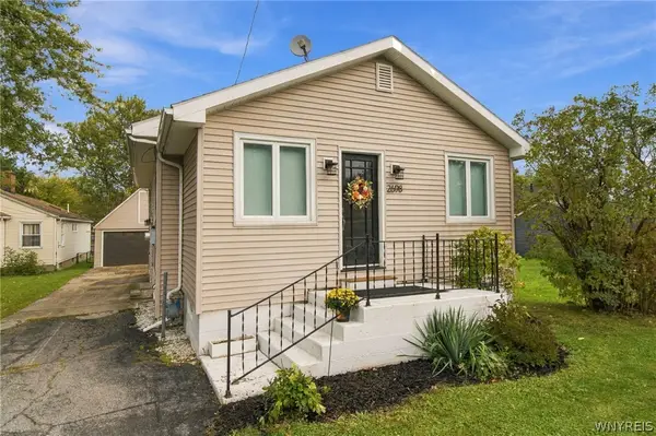 2698 Lakewood Avenue, Hamburg, NY 14075