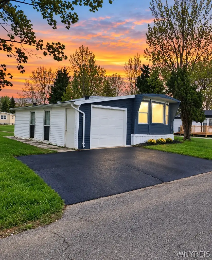 6 Highridge, Hamburg, NY 14075 - #1