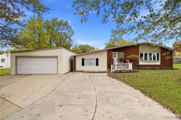 76 6th Avenue, Lancaster, NY 14086