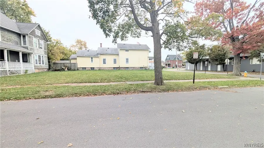 1643 10th Street, Niagara Falls, NY 14305 - #2
