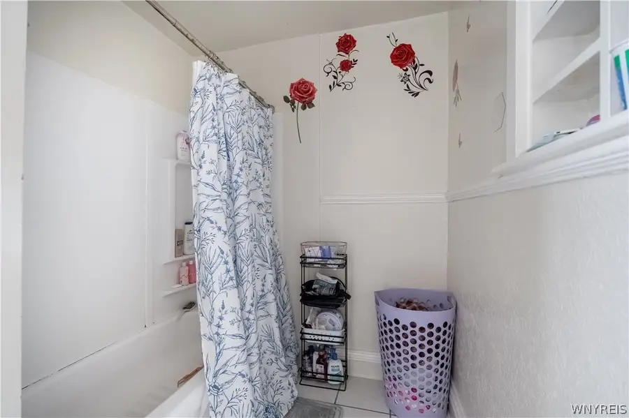111 19th Street, Buffalo, NY 14213 - #3