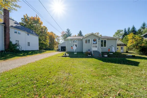 2071 Harrison Avenue, North Collins, NY 14111