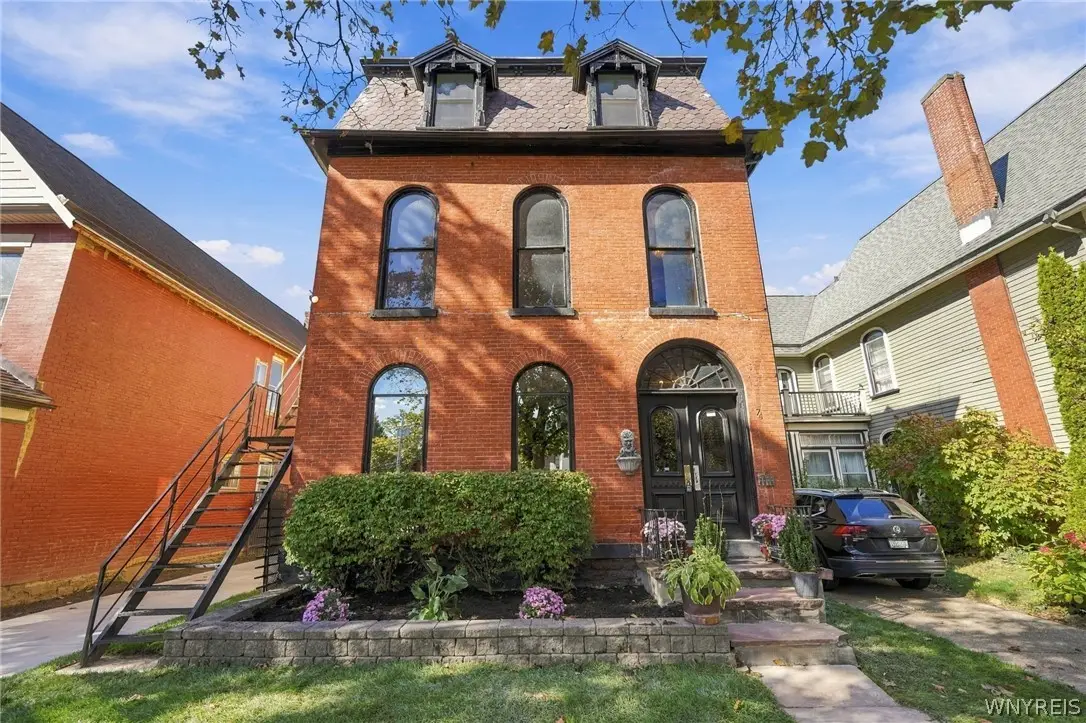 74 N Pearl Street, Buffalo, NY 14202 - #1