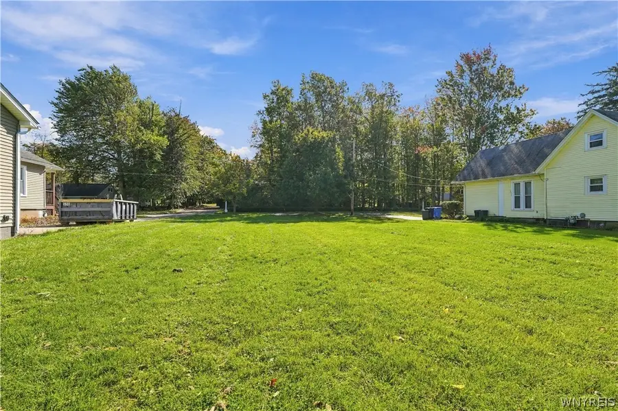 12 Madison Avenue, Akron, NY 14001 - #3