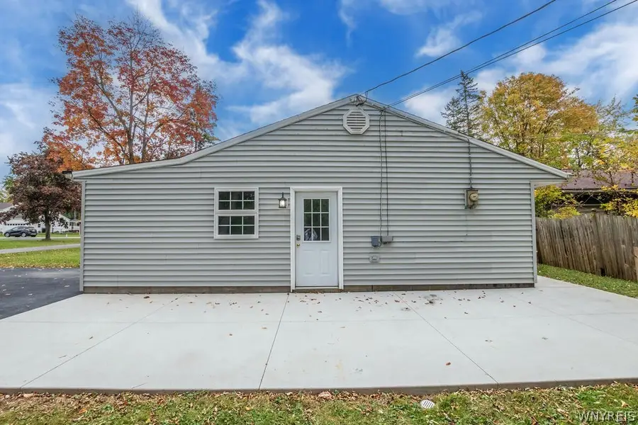 3348 Sandy Beach Road, Grand Island, NY 14072 - #3
