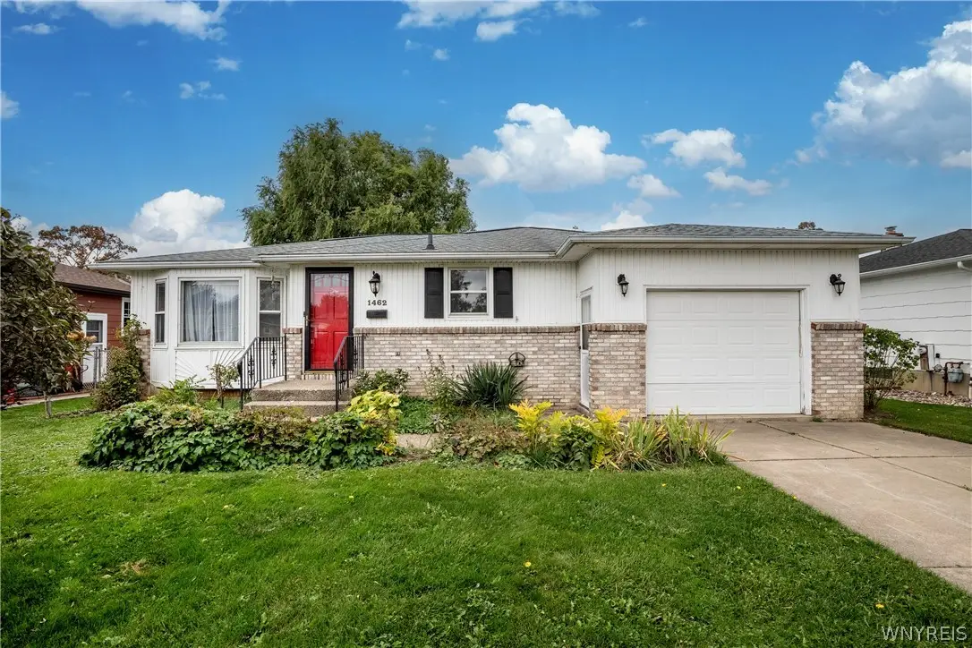1462 100th St, Niagara Falls, NY 14304 - #1