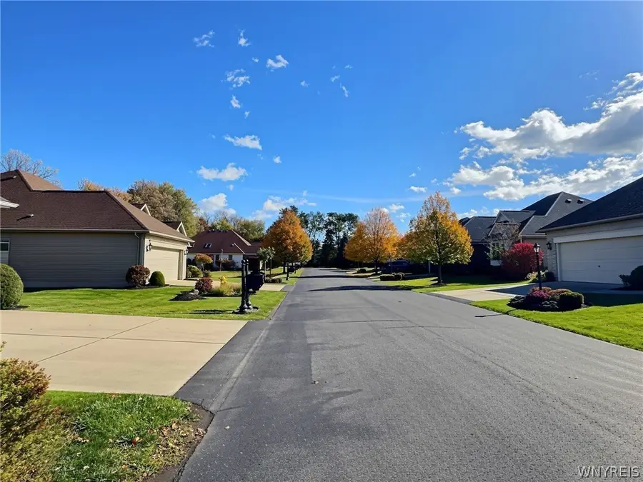 8120 Laurel Park Lane #20A, East Amherst, NY 14051 - #3