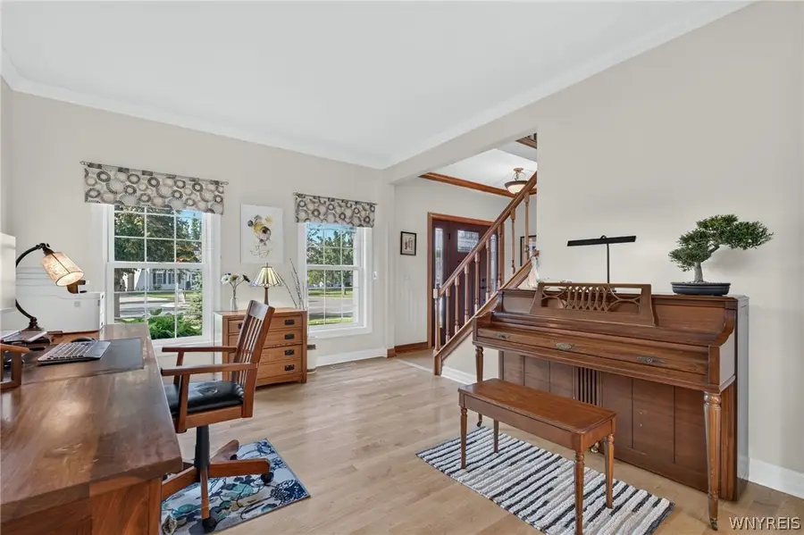 104 Thomas Jefferson Lane, Amherst, NY 14226 - #3