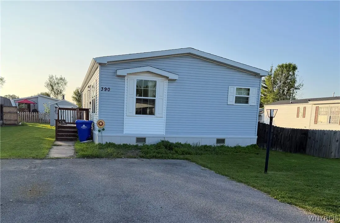390 Birchwood Drive, Lockport, NY 14094 - #1